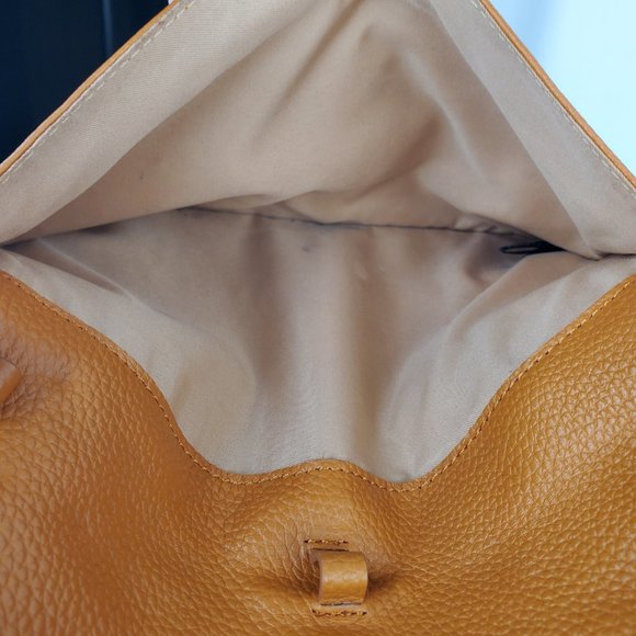 LAGGO Pebbe Orange Grain Leather Wristlet Clutch Bag. - Picture 5 of 8